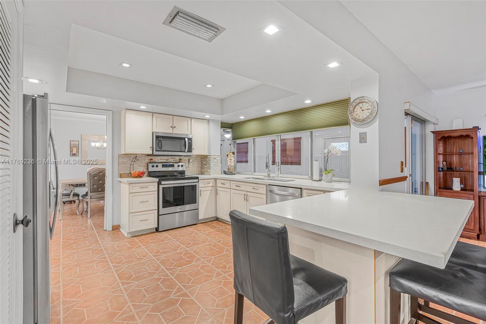 2525 SW 86th Ave, Davie, Florida image 12