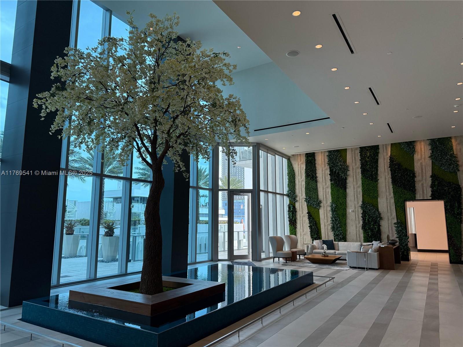 851 NE 1st Ave #4811, Miami FL 33132