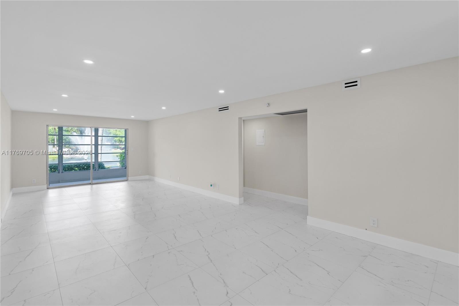 2501 Antigua Ter #F1, Coconut Creek, Florida image 11