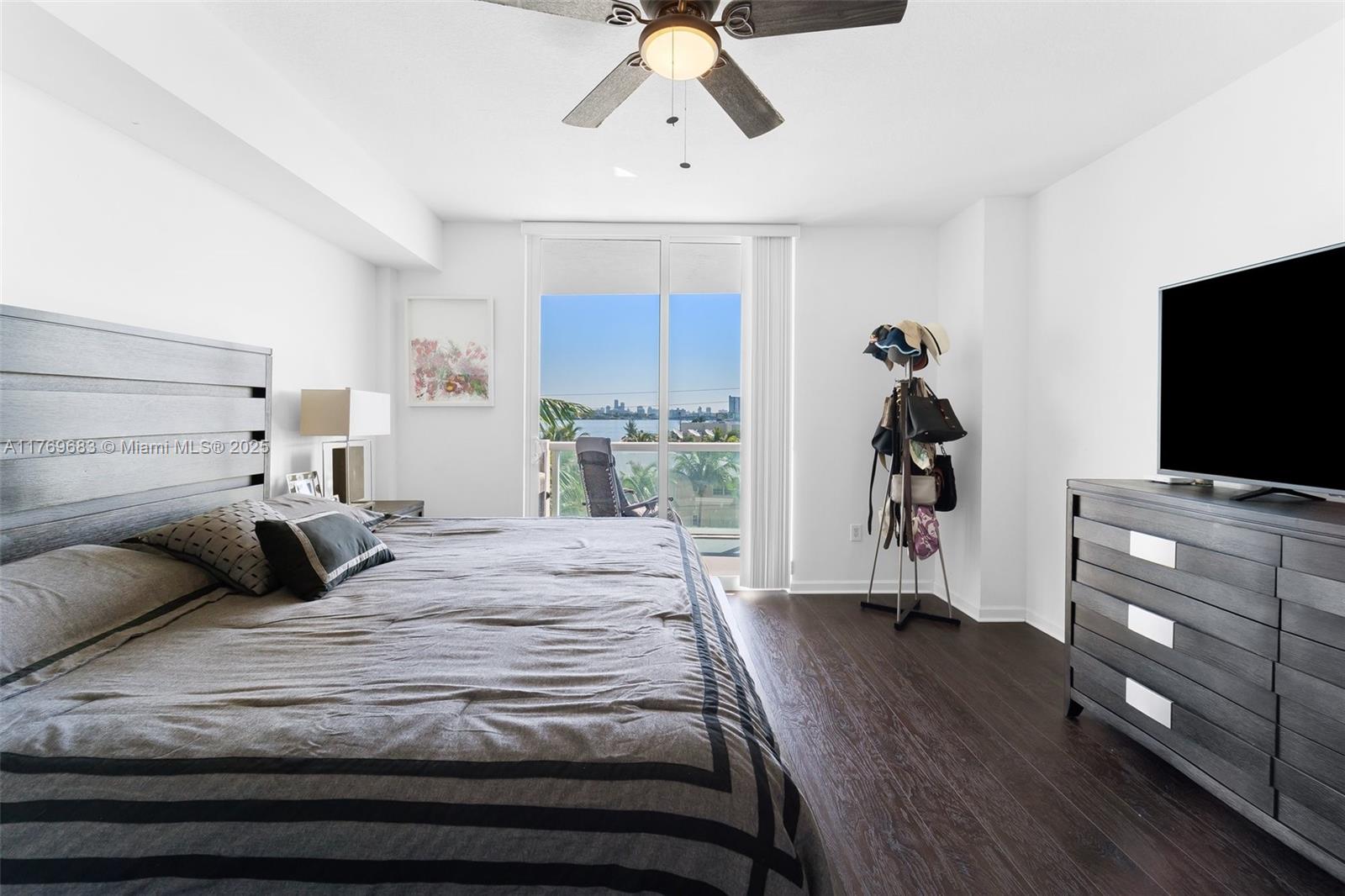 7910 Harbor Island Dr #402, North Bay Village, Florida image 13