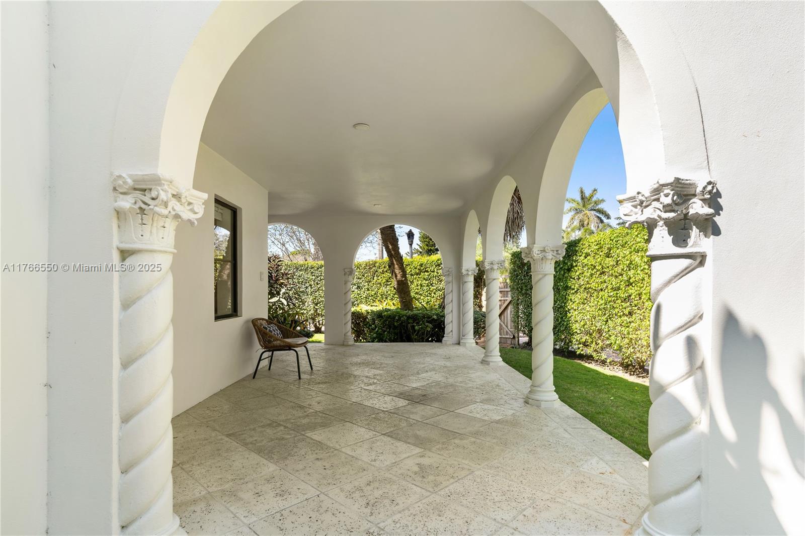 Listing Photo 6
