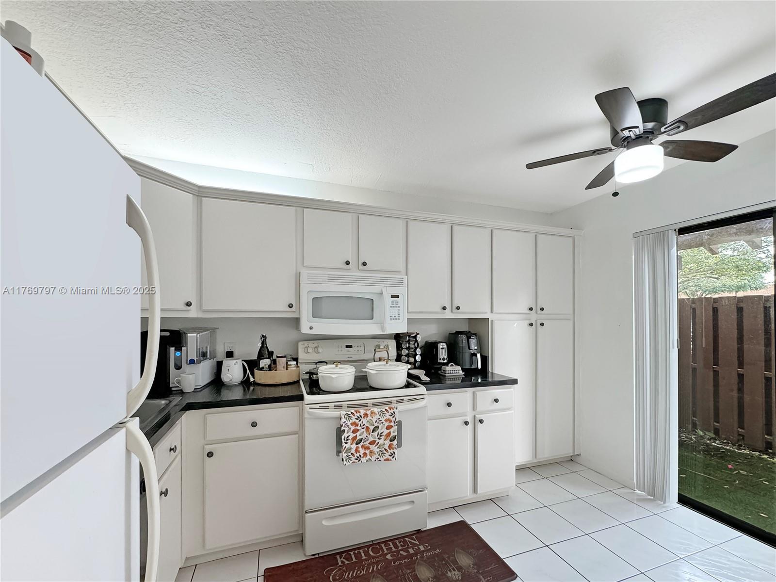 4306 N Carambola Cir N, Coconut Creek, Florida image 7