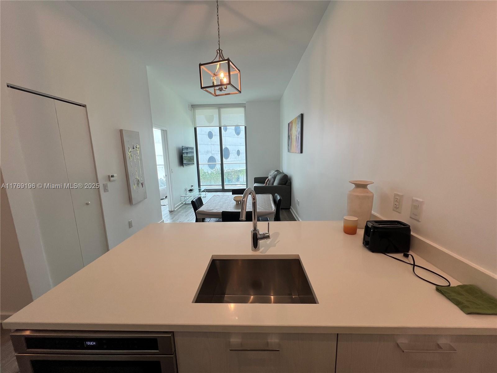 Apartamento à Venda em Miami, FL