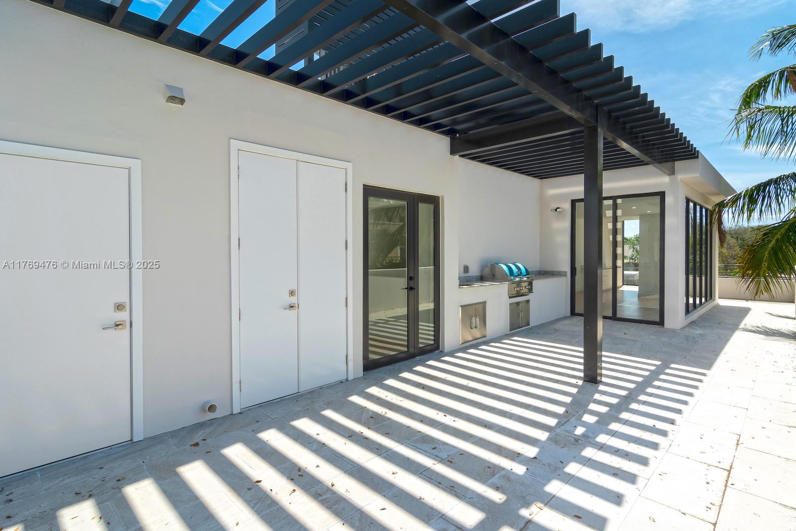 1635 E Broward Blvd, Fort Lauderdale, Florida image 13