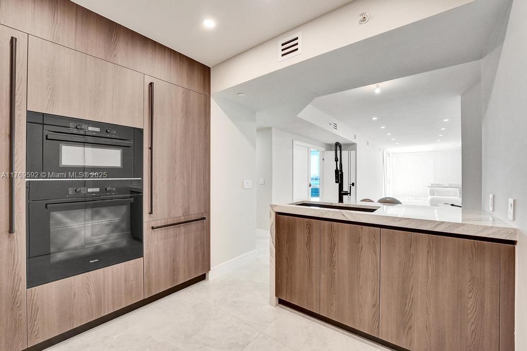 3101 S Ocean Dr #1704, Hollywood, Florida image 15