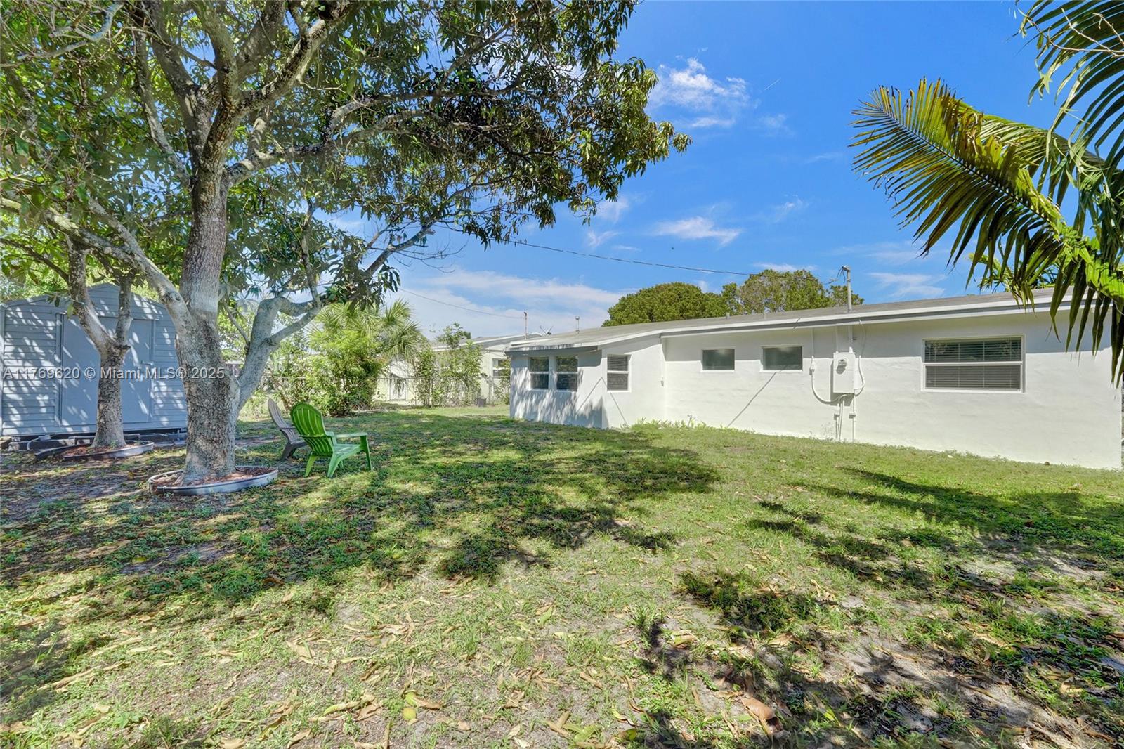 Listing Photo 12