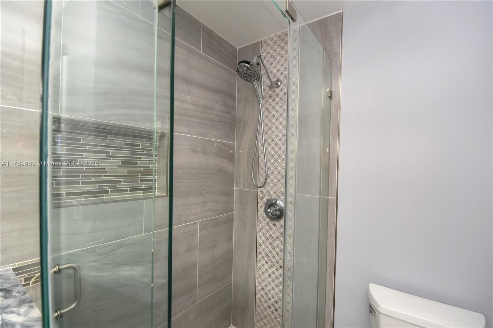 6450 Buena Vista Dr, Margate, Florida image 20