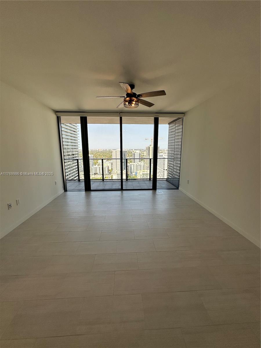 1000 Brickell Plz #2904, Miami FL 33131