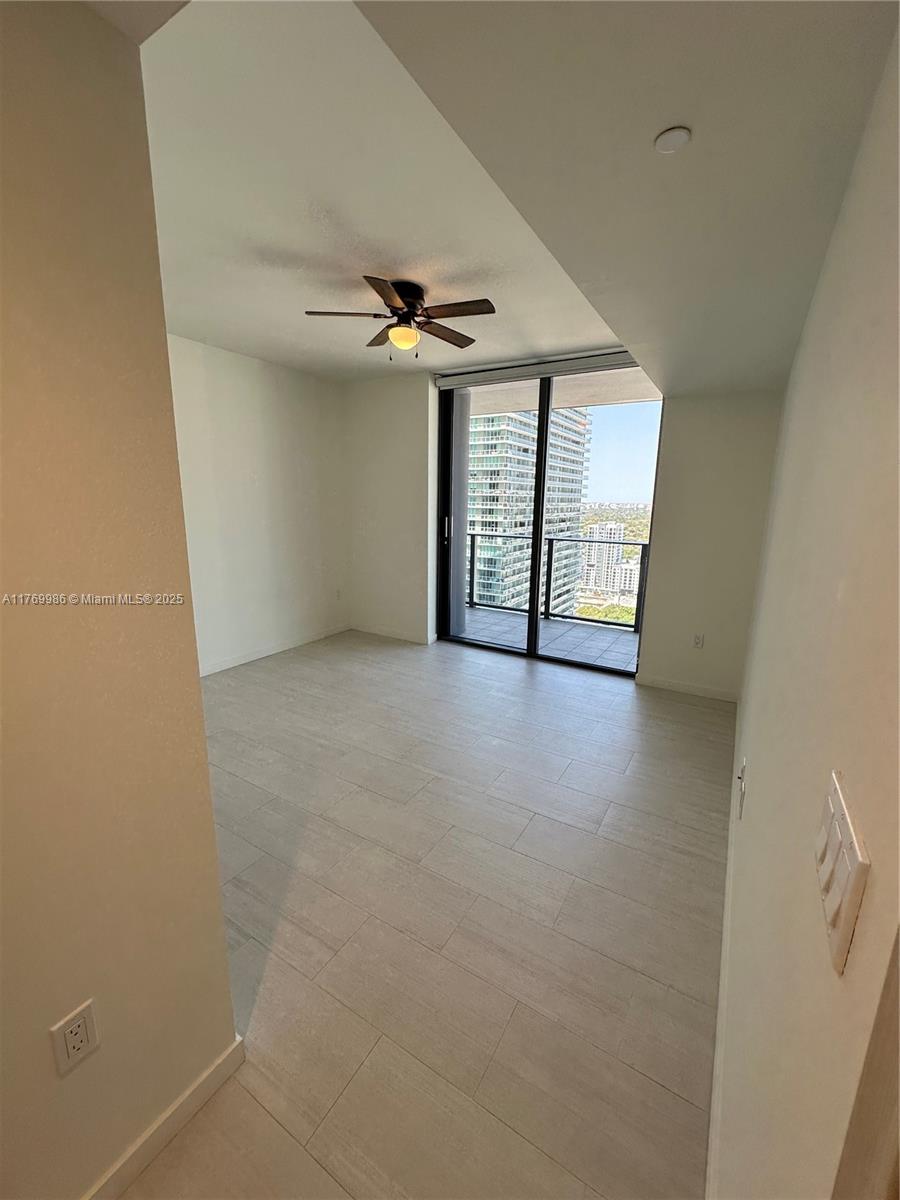 1000 Brickell Plz #2904, Miami FL 33131