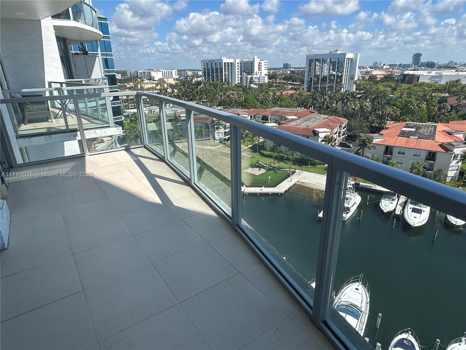 3029 NE 188th St #905, Aventura, Florida image 21