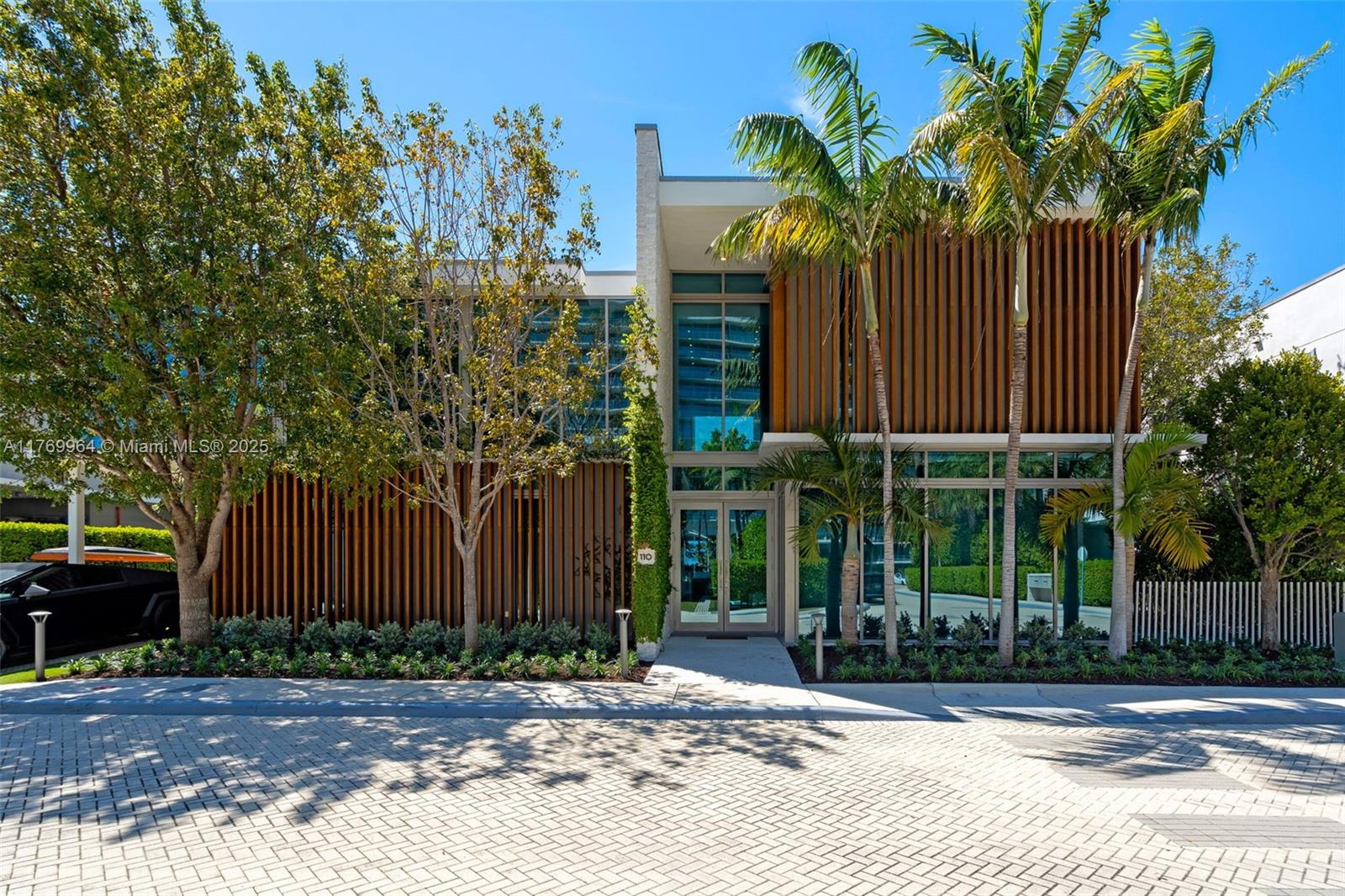 110 Reef Ln, Key Biscayne, Florida 33149