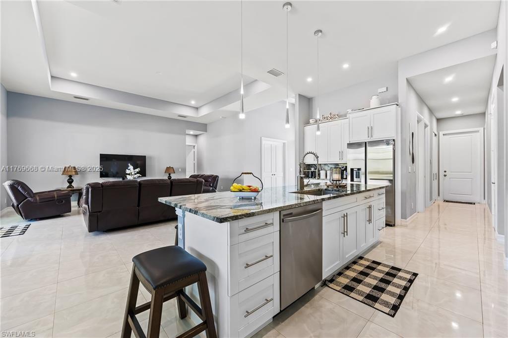 4063 NE 8th Ave, Naples, Florida image 23