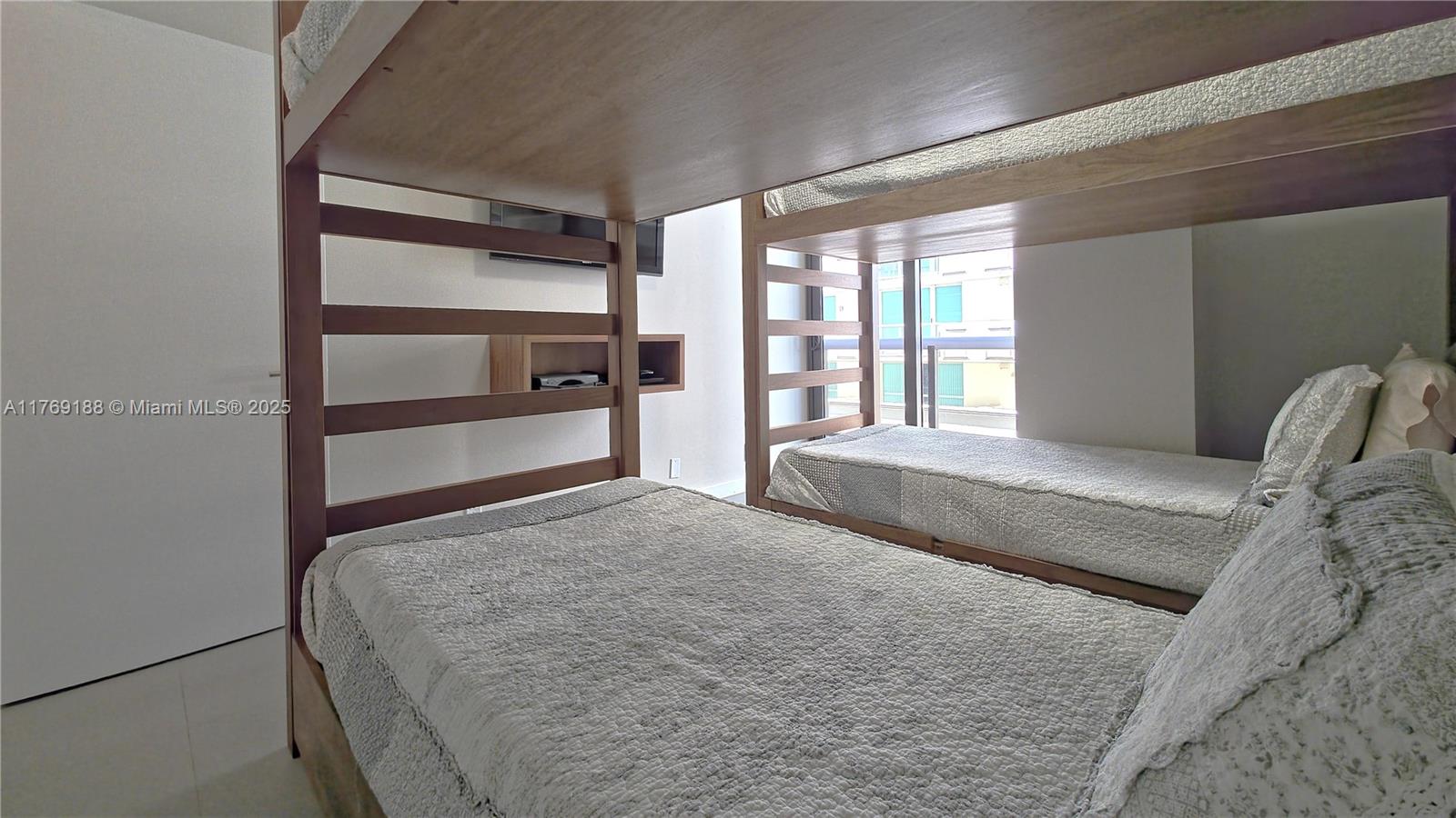 9455 Collins Ave #610, Surfside, Florida image 23
