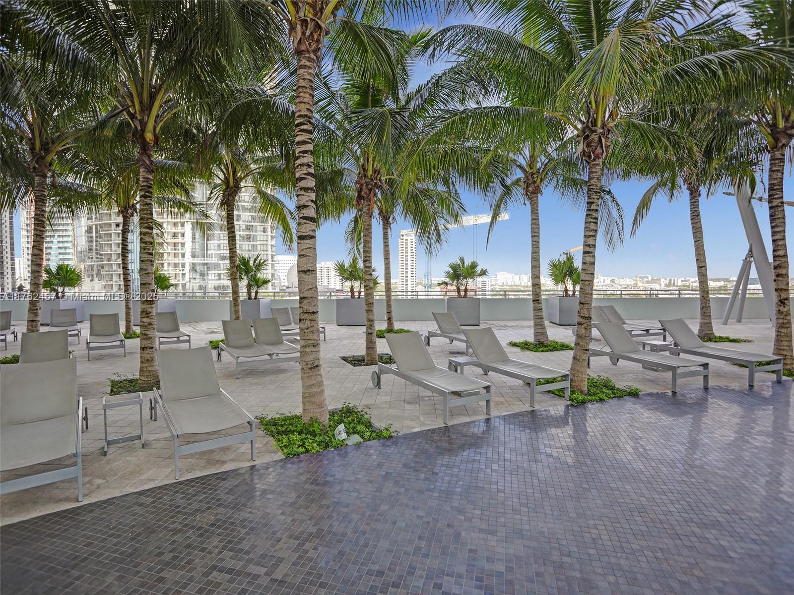 900 Biscayne Blvd #5510, Miami FL 33132