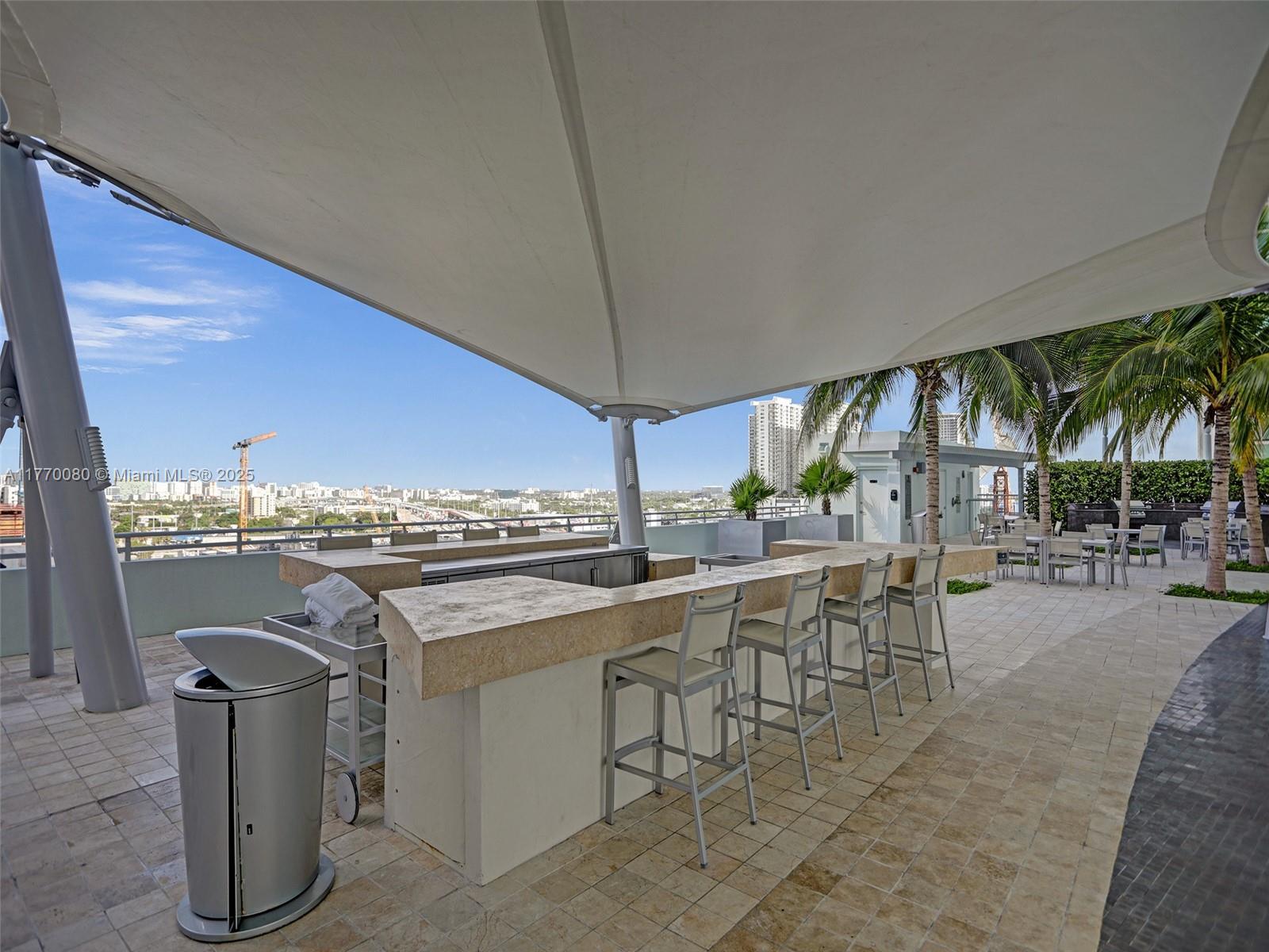 900 Biscayne Blvd #1808, Miami FL 33132