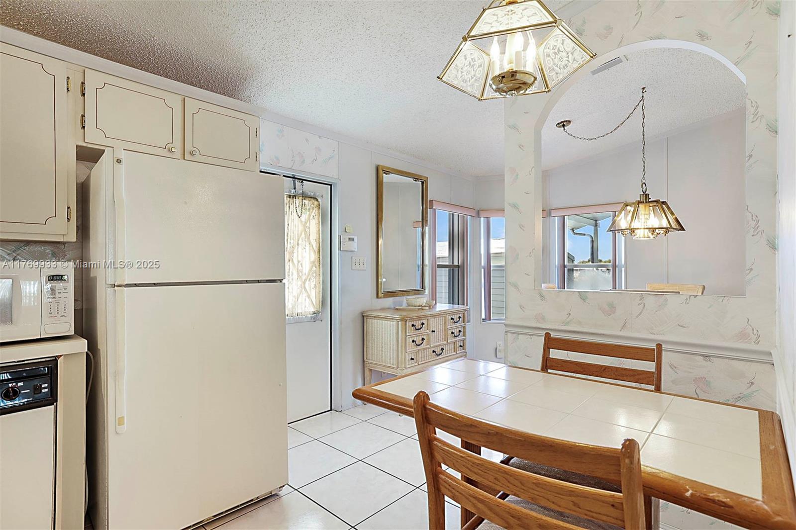 102 Lake Shore Dr, Pembroke Park, Florida image 18