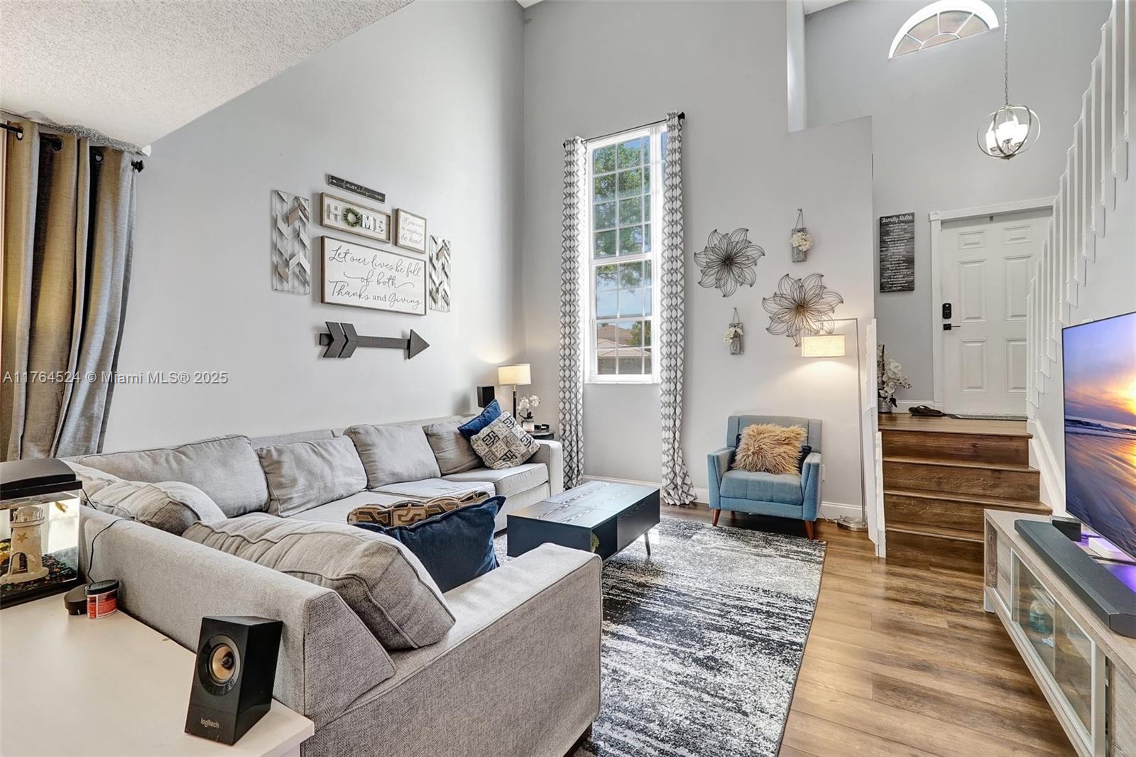9900 NW 2nd Ct, Plantation, Florida image 9