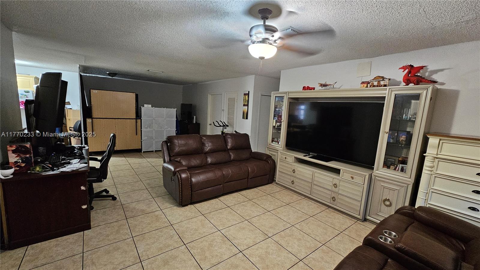 4570 SW 43rd Ter, Dania Beach, Florida image 2