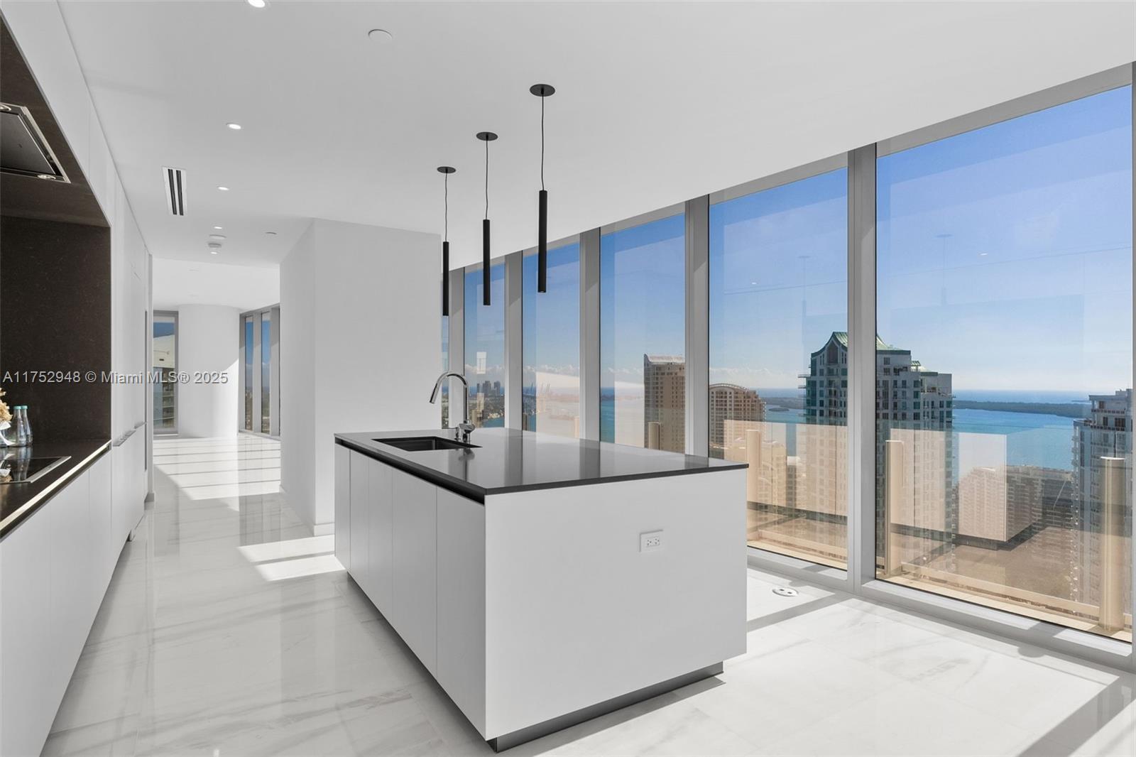Condo for Rent in Miami, FL