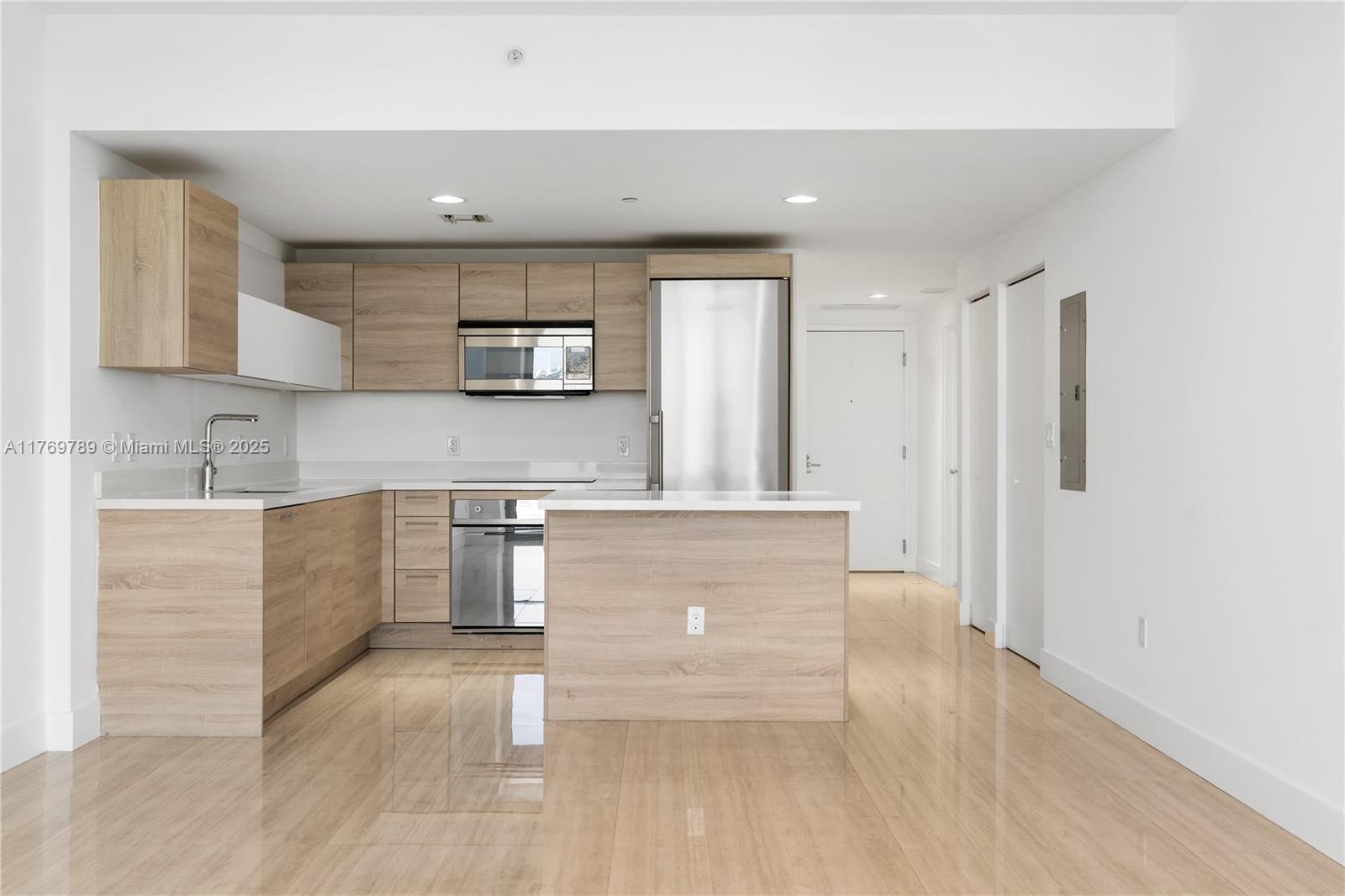 16385 Biscayne Blvd #1606, North Miami Beach, Florida image 6
