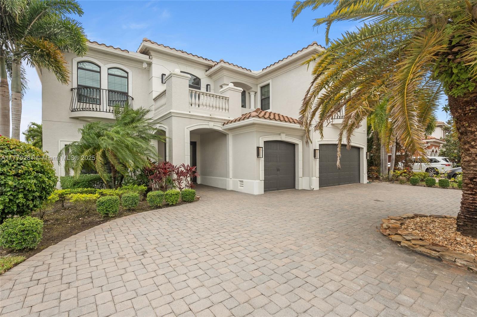10230 Sweet Bay Ct, Parkland, Florida image 2