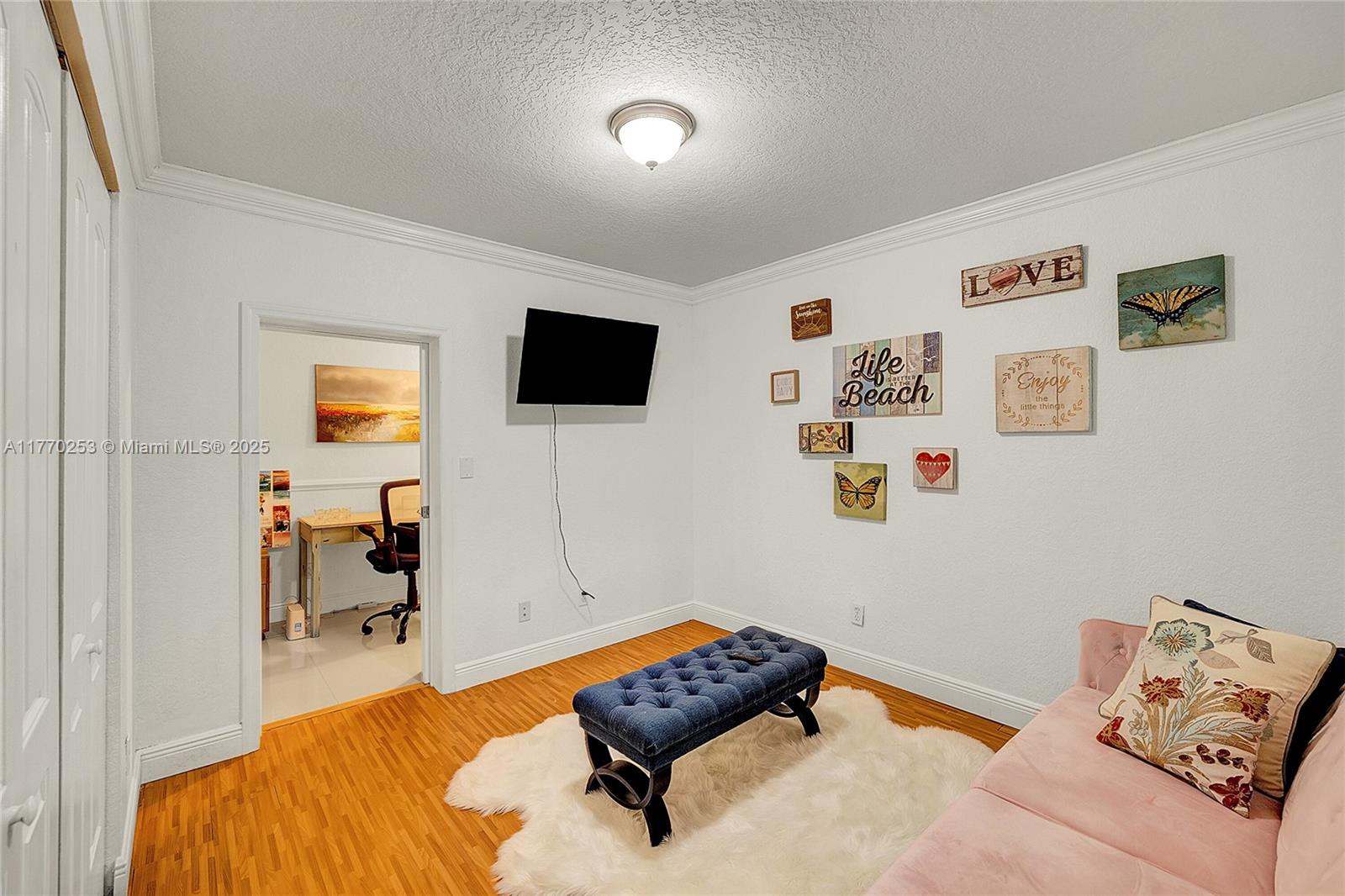 Listing Photo 20