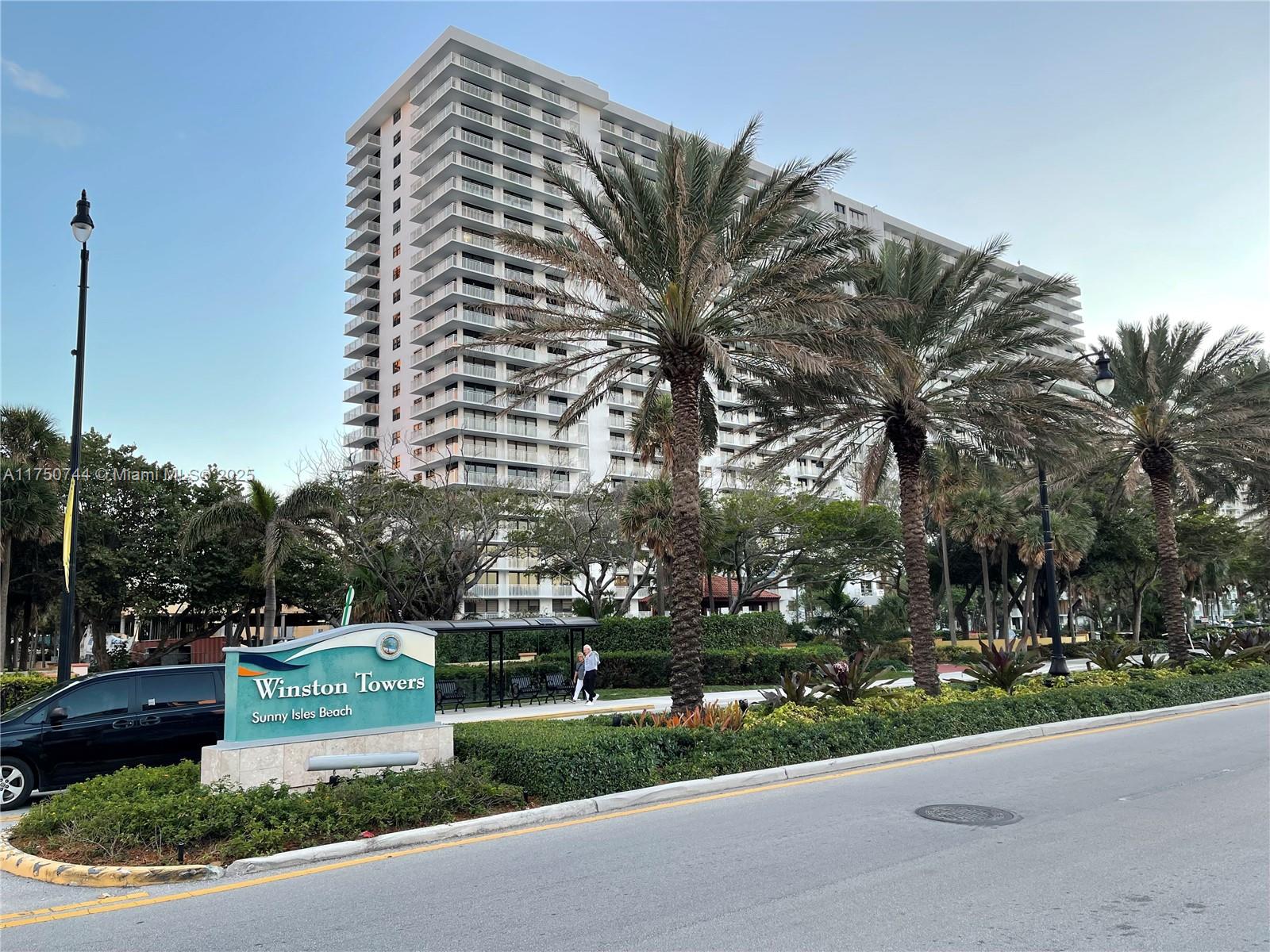 210 174th St Unit 305, Sunny Isles Beach, Florida 33160