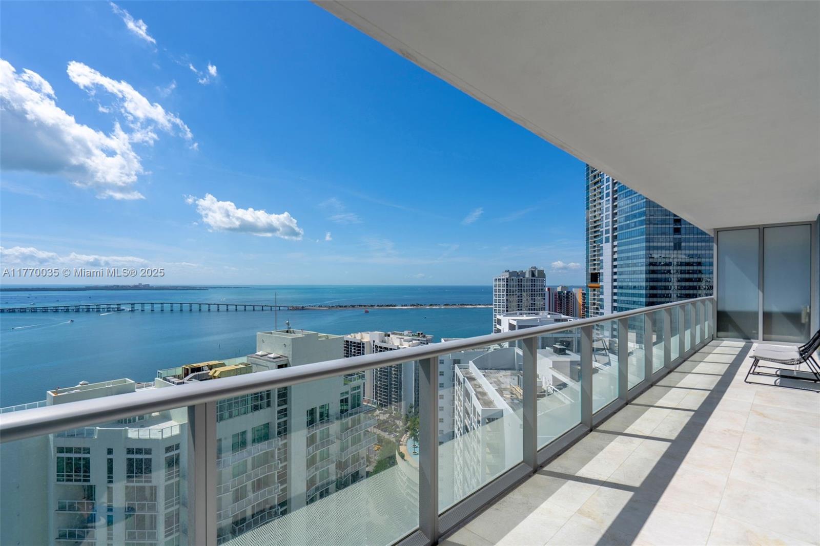 1300 Brickell Bay Dr #3403, Miami FL 33131