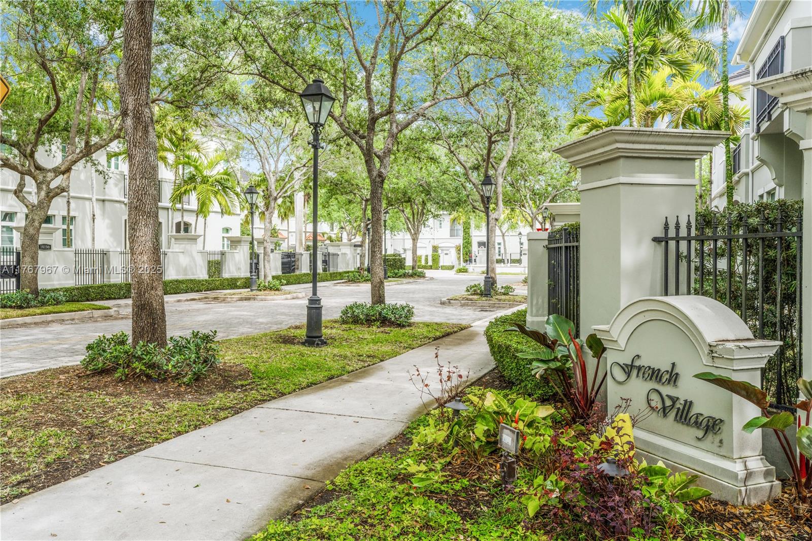 10155 SW 75th Pl, Pinecrest, Florida image 3