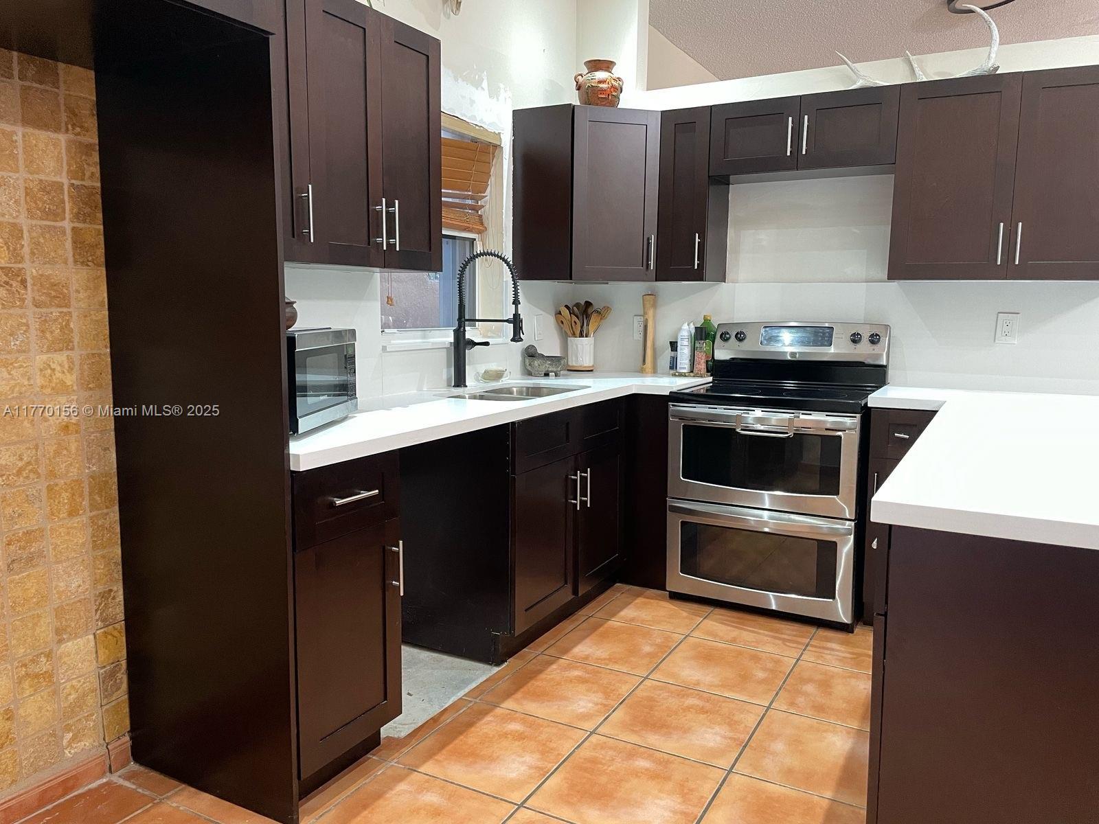 24911 SW 120th Pl, Homestead, Florida image 7