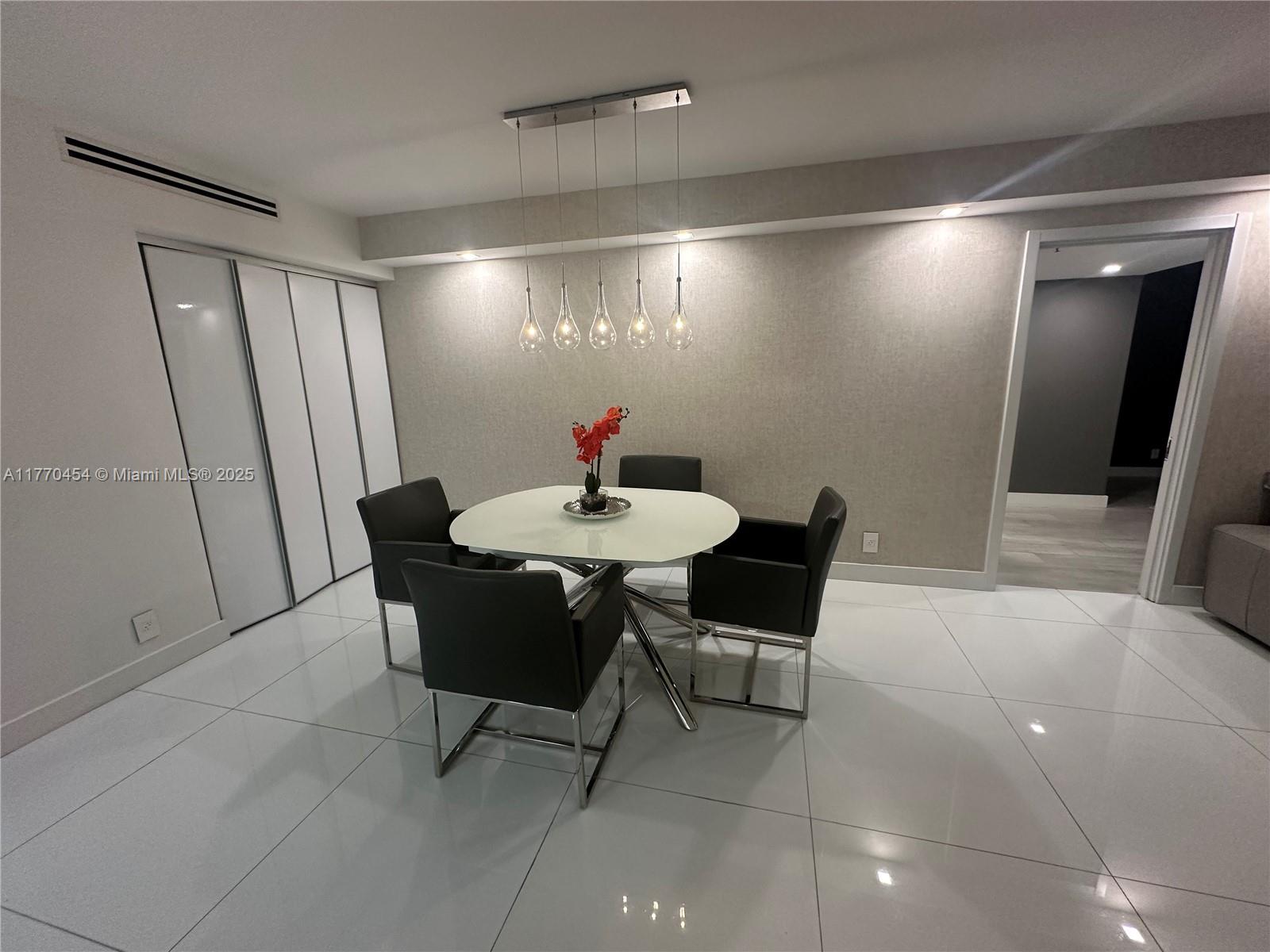 20225 NE 34 St #1022, Aventura, Florida image 24