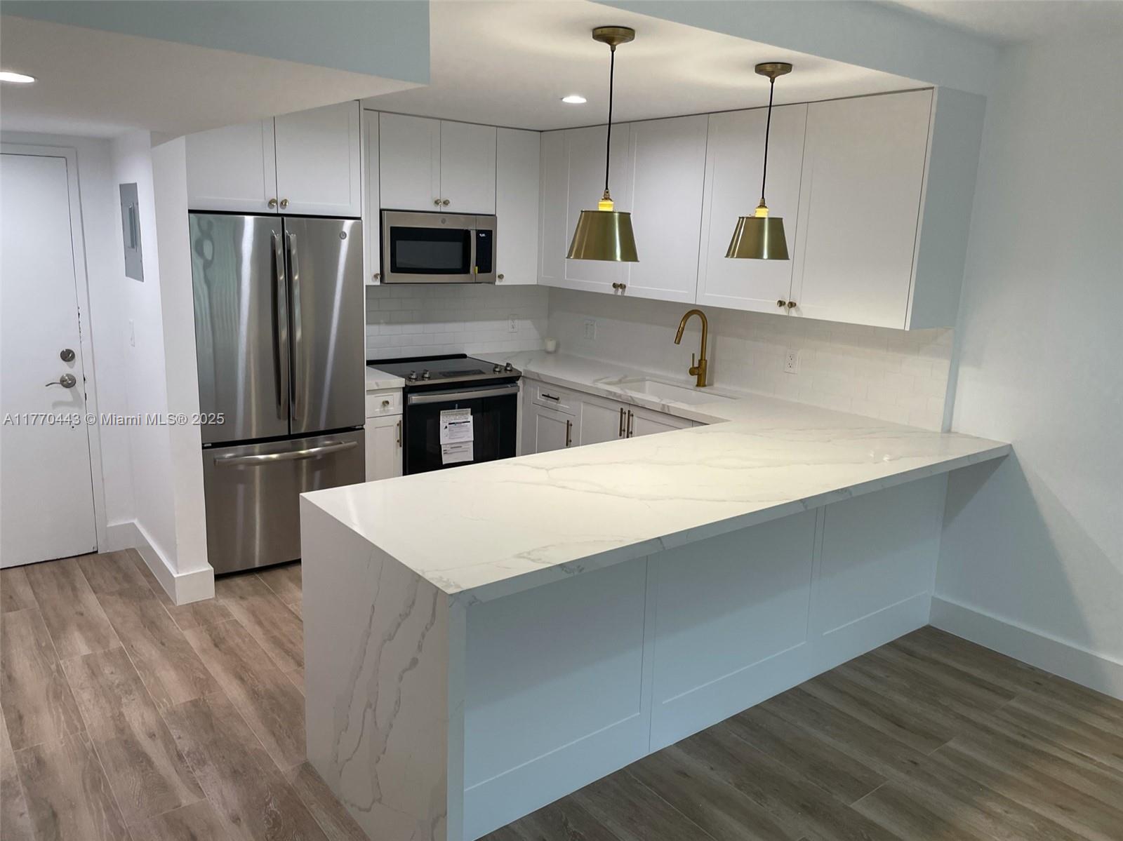 100 Edgewater Dr #101, Coral Gables, Florida image 3