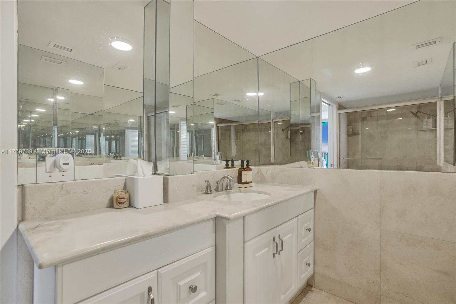 10000 W Bay Harbor Dr #PH23, Bay Harbor Islands, Florida image 16