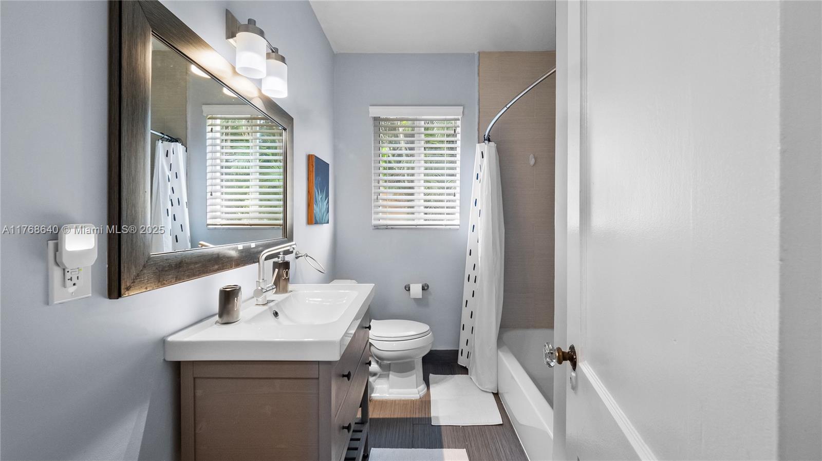211 NE 16th Ave, Fort Lauderdale, Florida image 16