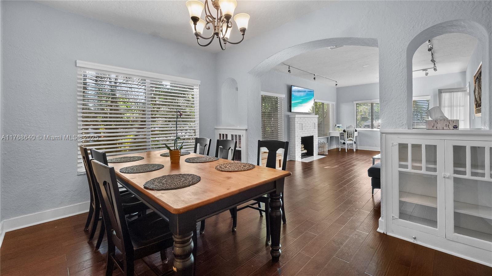 211 NE 16th Ave, Fort Lauderdale, Florida image 24