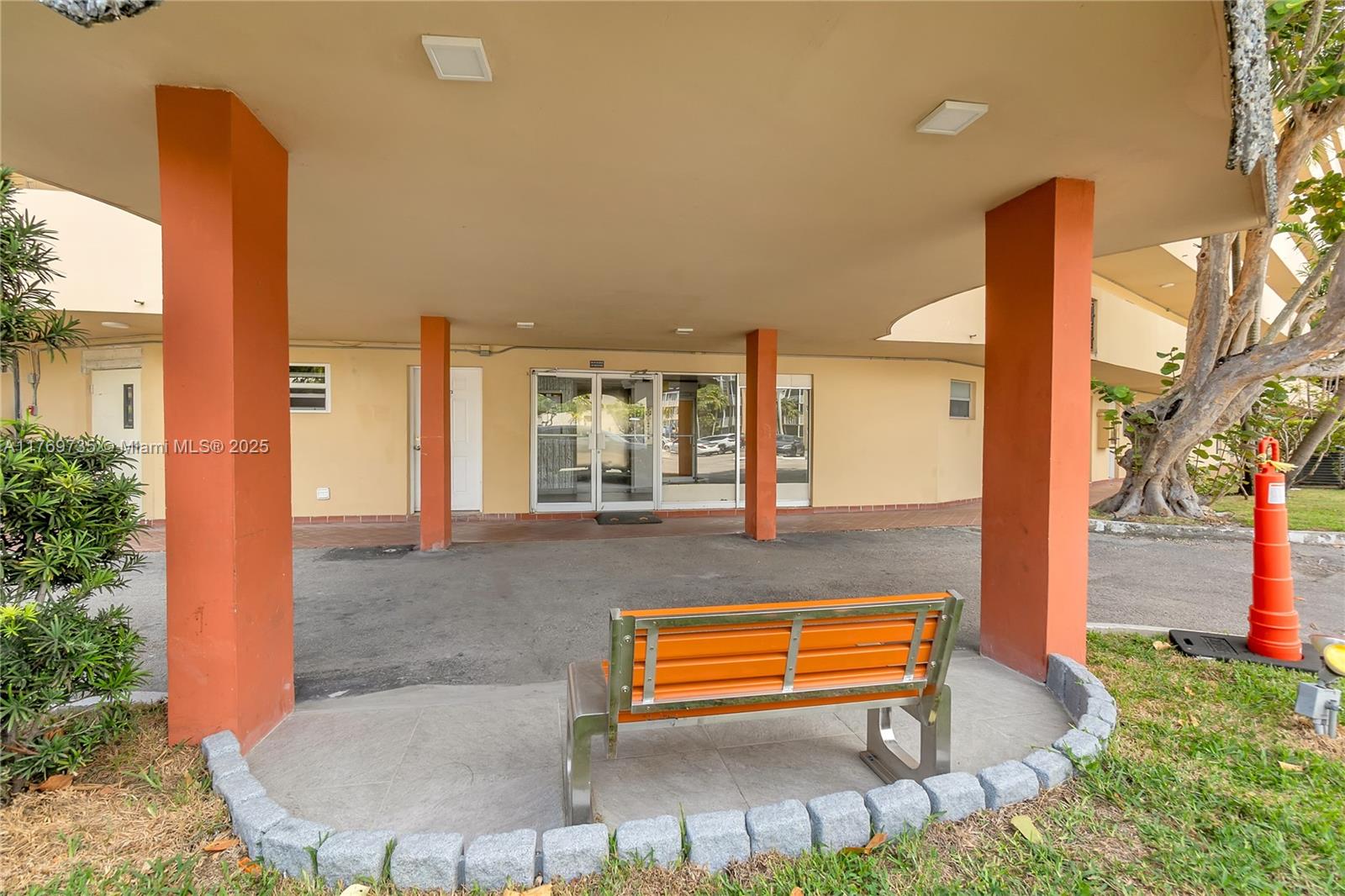 Listing Photo 19