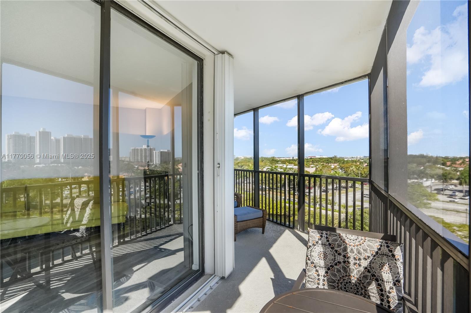 3475 N Country Club Dr #818, Aventura, Florida image 22