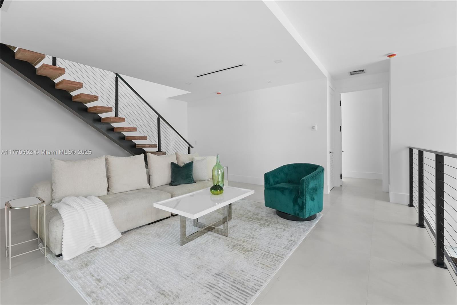 1825 NE 26th Ave, Fort Lauderdale, Florida image 13
