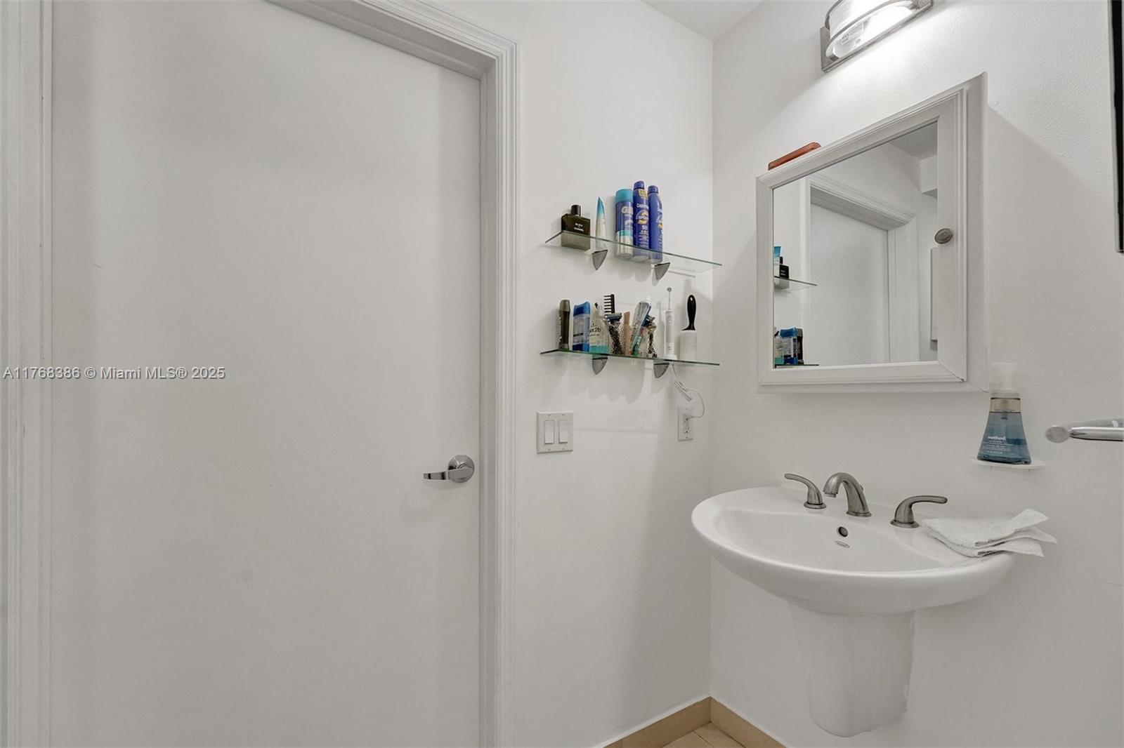 60 SW 13th St #1721, Miami FL 33130