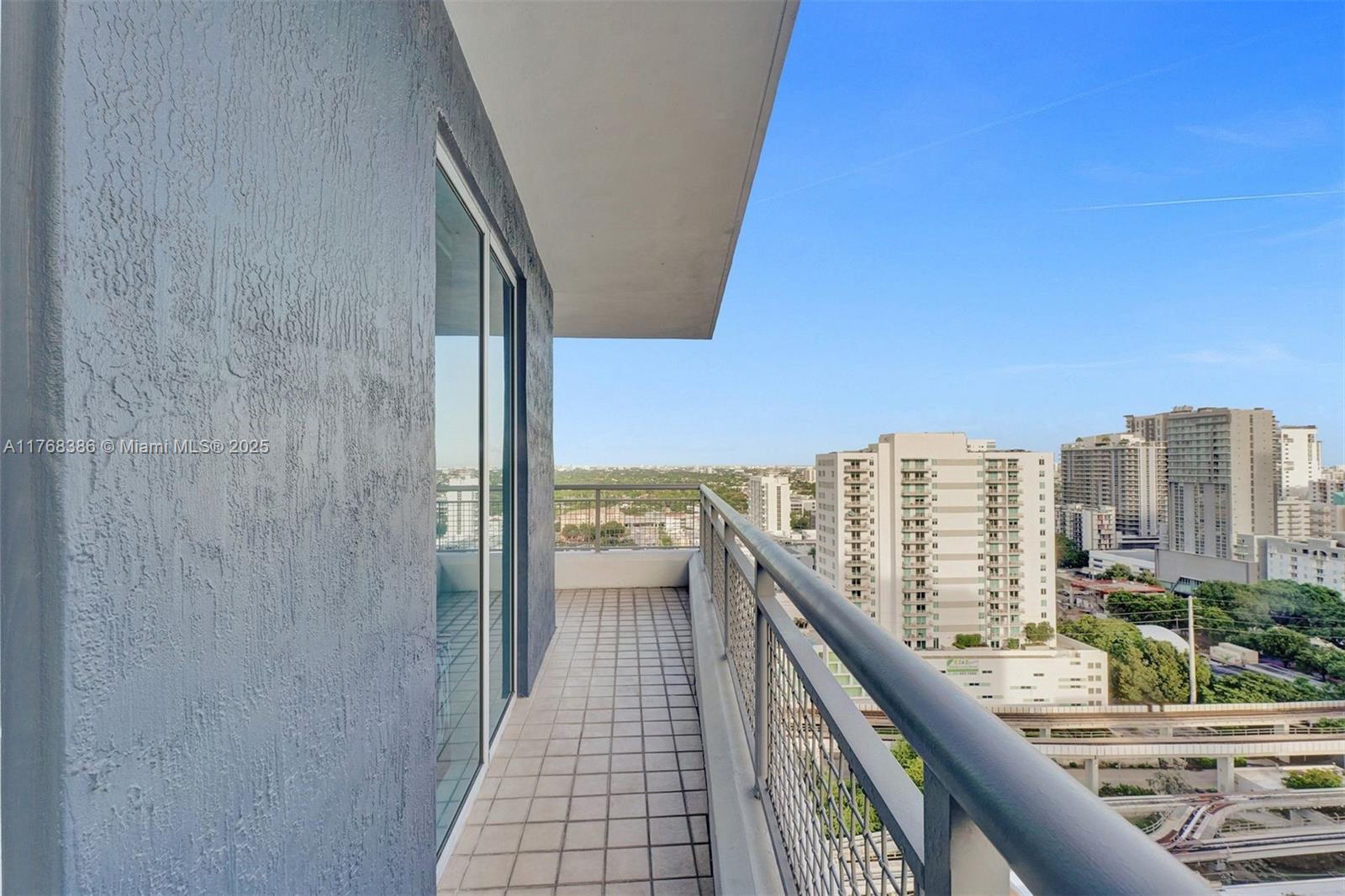 60 SW 13th St #1721, Miami FL 33130