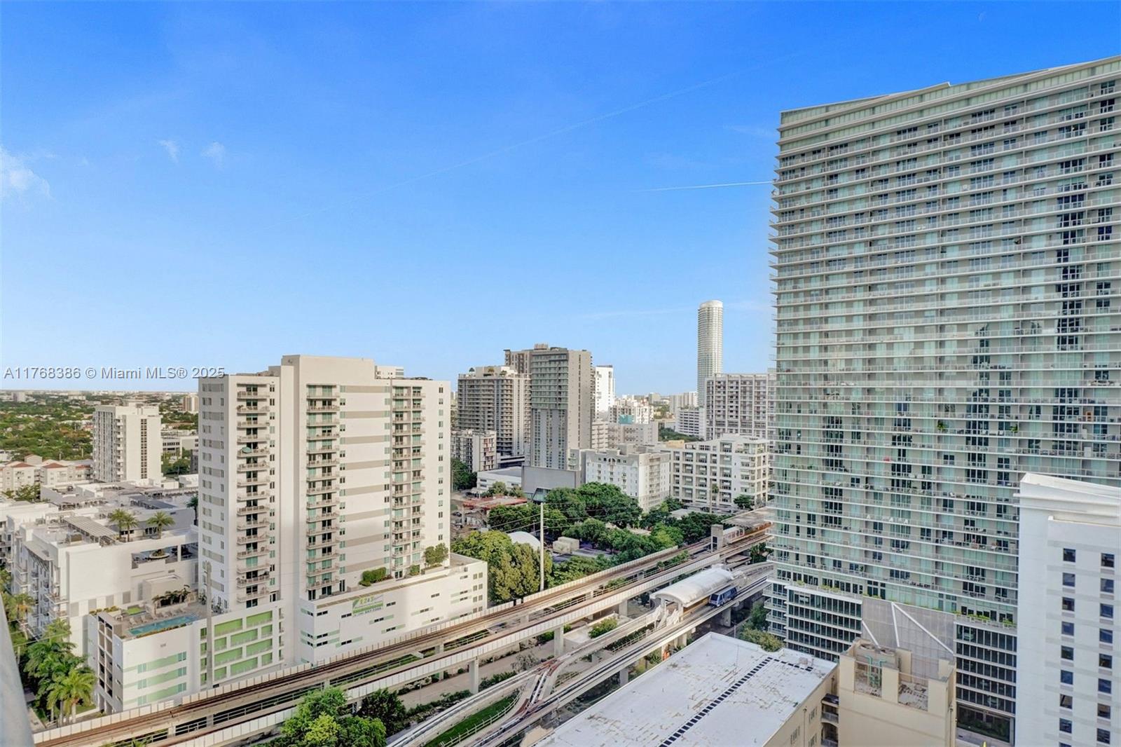 60 SW 13th St #1721, Miami FL 33130