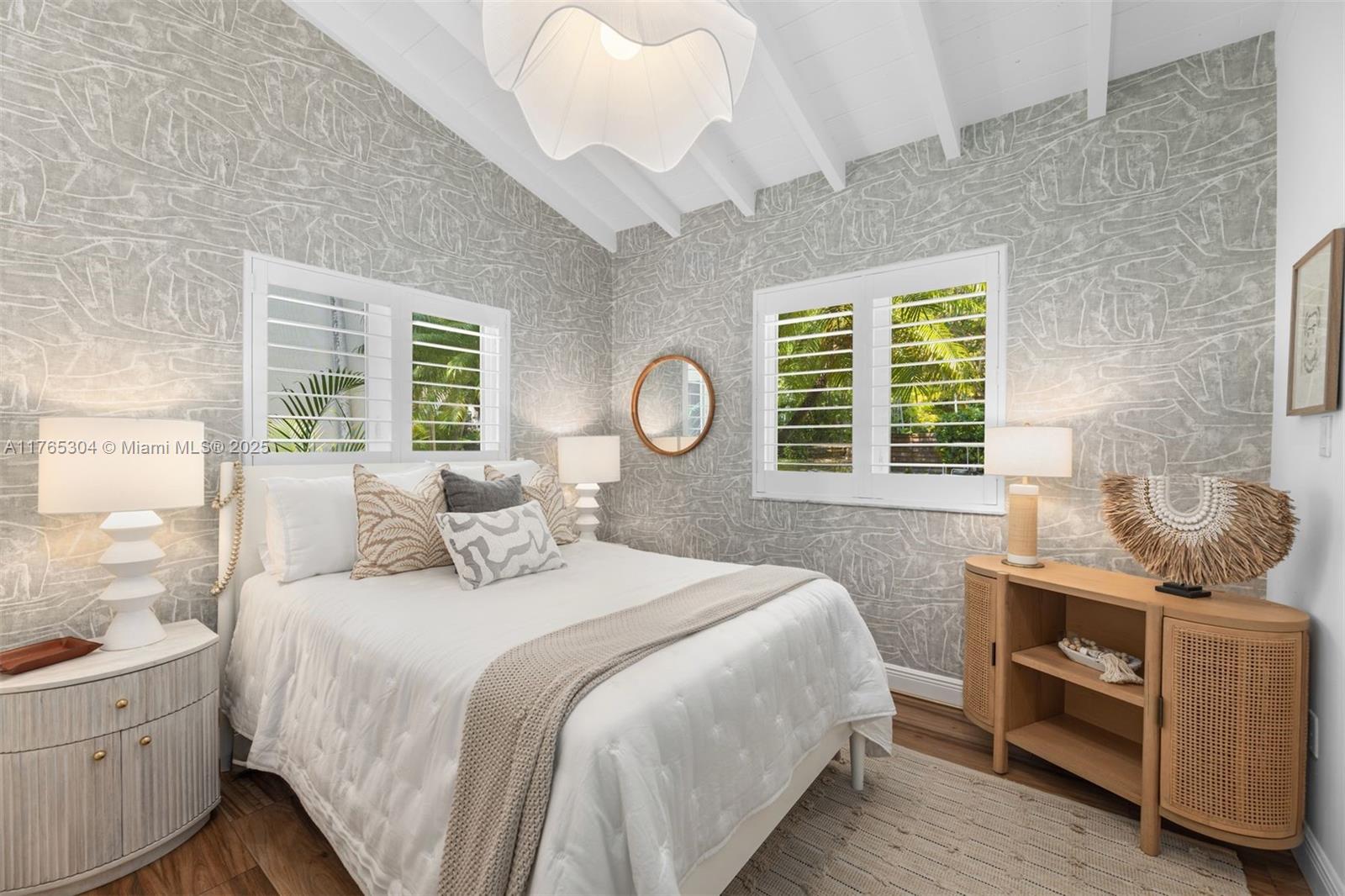 200 W Mcintyre St, Key Biscayne, Florida image 36