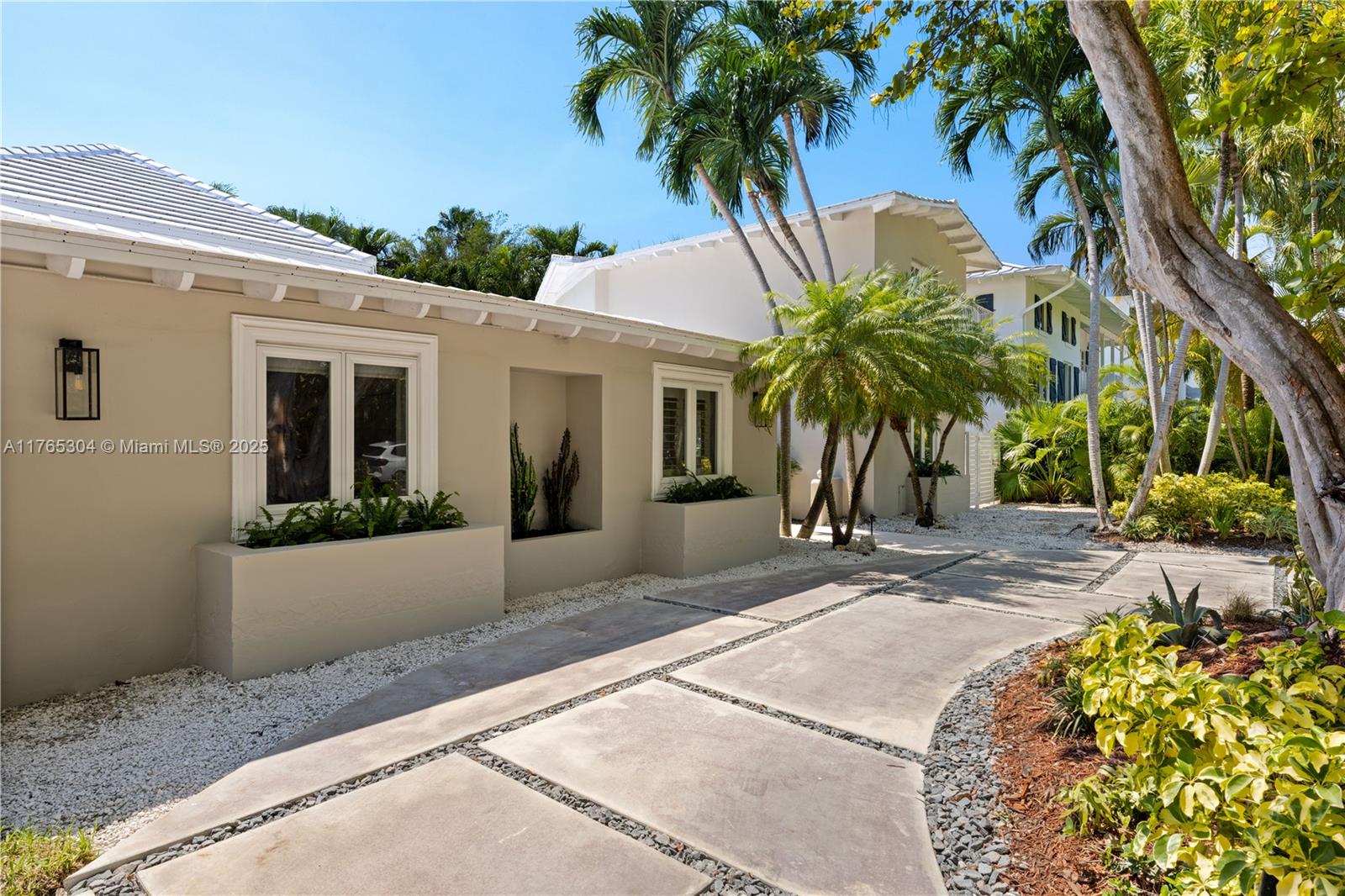 200 W Mcintyre St, Key Biscayne, Florida image 49