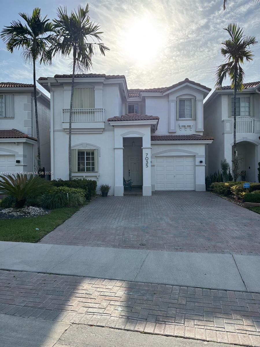 Residential, Doral, Florida image 1