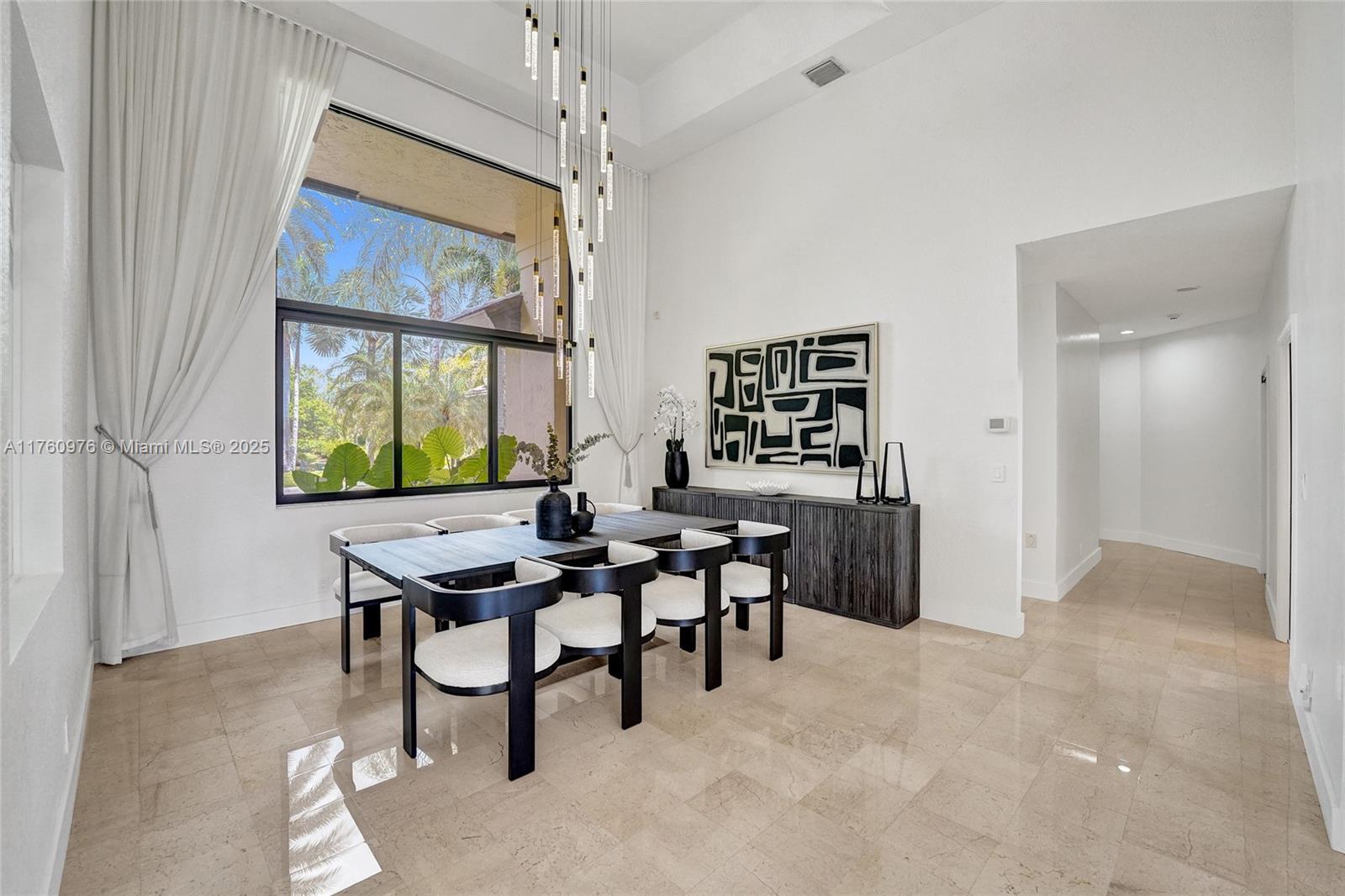 3320 Bridle Path Ln, Weston, Florida image 7