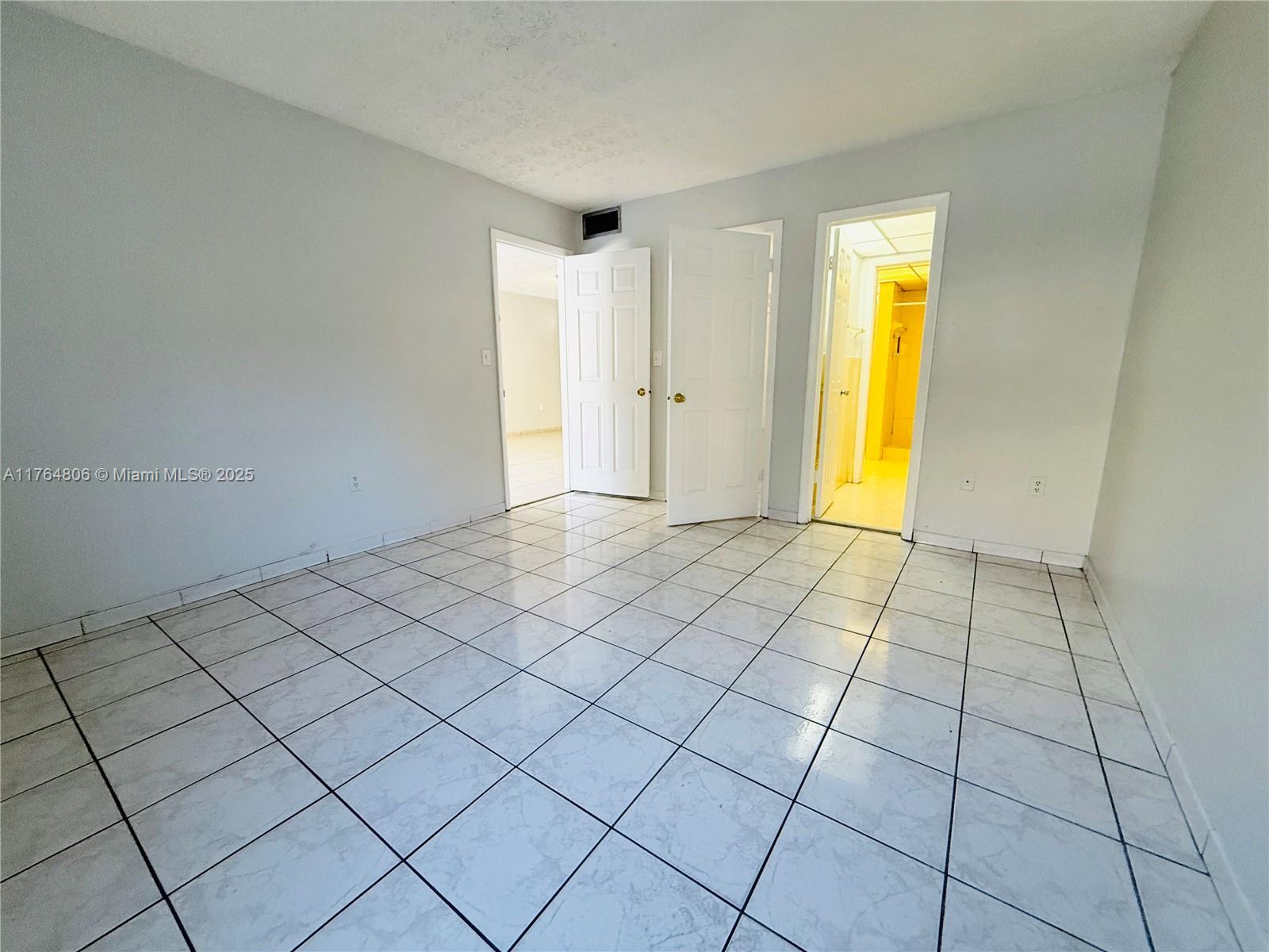 6070 W 18th Ave #114, Hialeah, Florida image 16