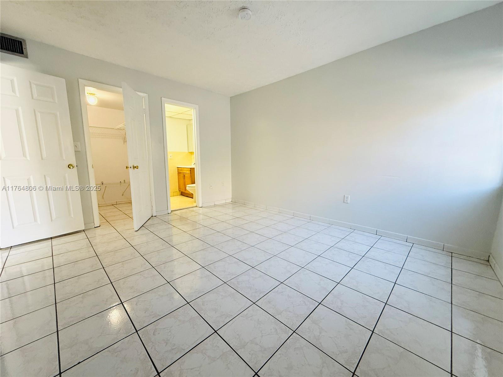 6070 W 18th Ave #114, Hialeah, Florida image 17