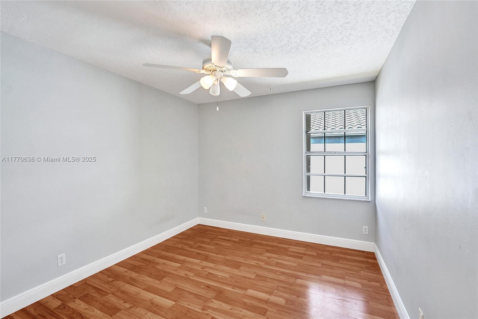2791 La Paz Ave, Cooper City, Florida image 31