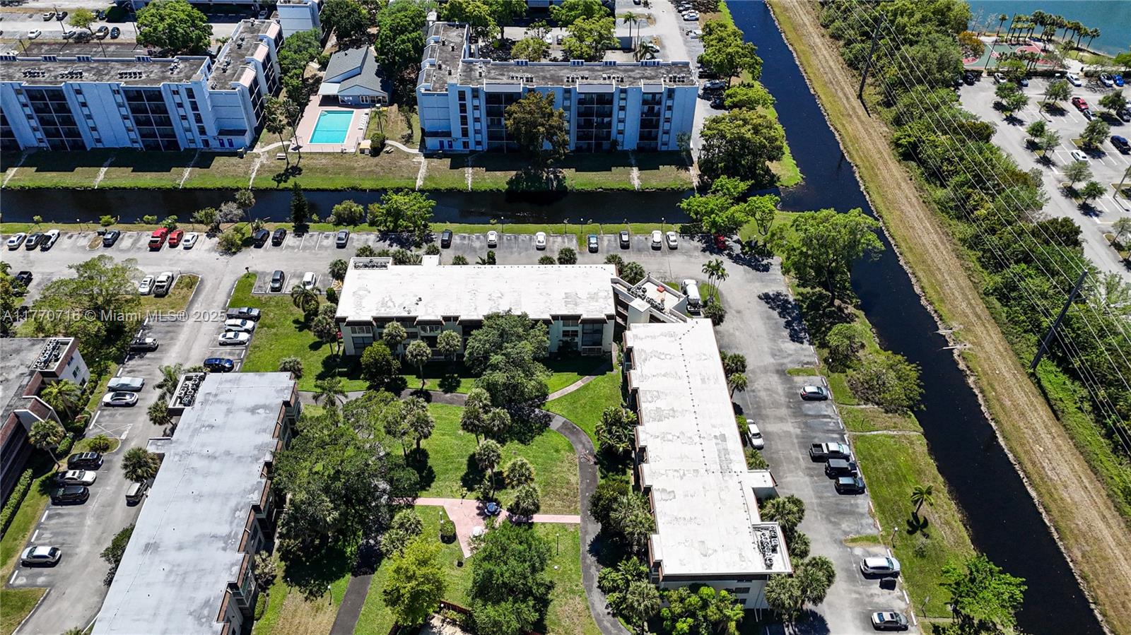 7500 NW 17th St #207, Plantation, Florida image 20