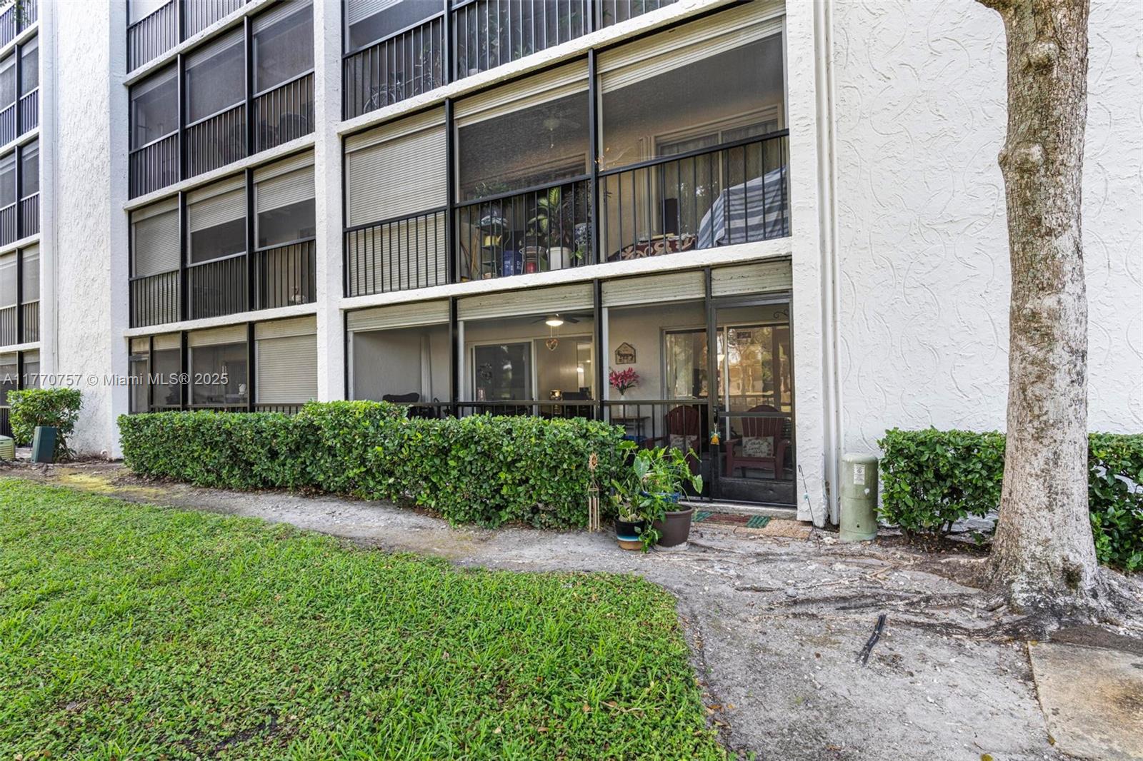 5860 NW 44th St #109, Lauderhill, Florida image 21